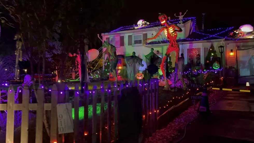 Check Out This House in Toms River, NJ Decorated for Halloween