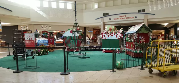 Ocean County Mall Getting Ready for Christmas