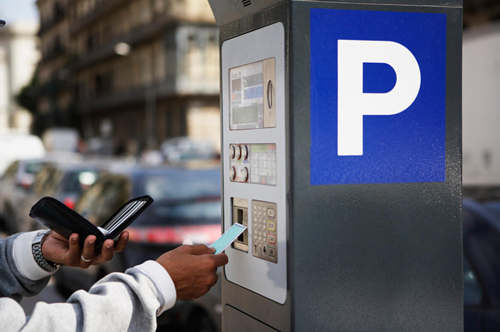 Crackdown needed on parking meters that can’t tell time, lawmakers says