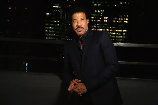 Lionel Richie Is Going Country
