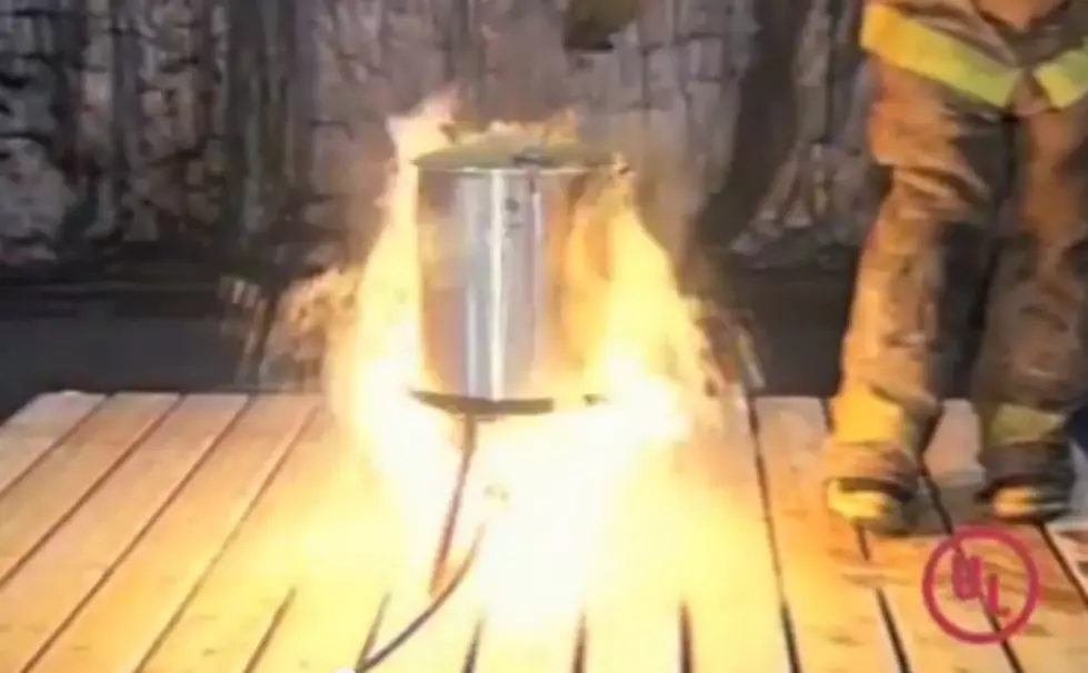 Tips For Deep-Frying A Turkey [VIDEO]