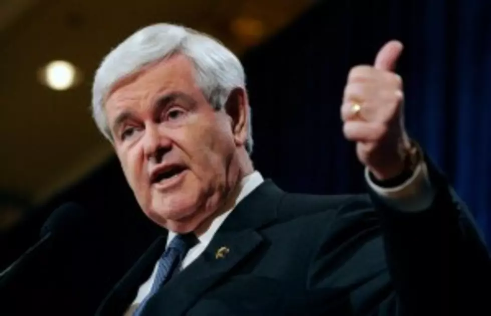 Did Newt Gingrich Pick His Nose On Camera At The Super Bowl?