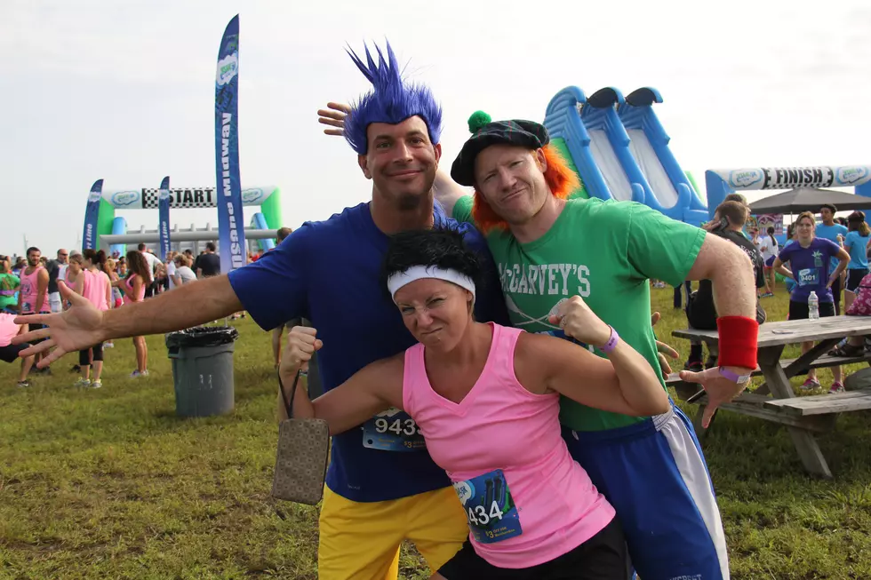 How to Stand Out in the Crowd at Insane Inflatable 5K [PHOTOS]