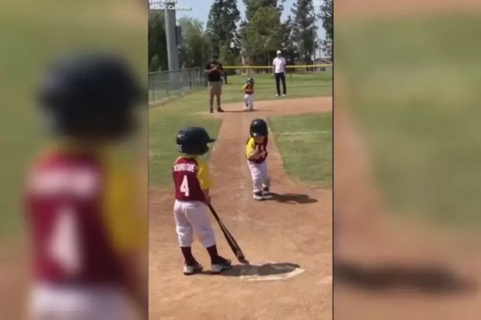 3-Year-Old Baseball Player Will Make You Laugh [VIDEO]