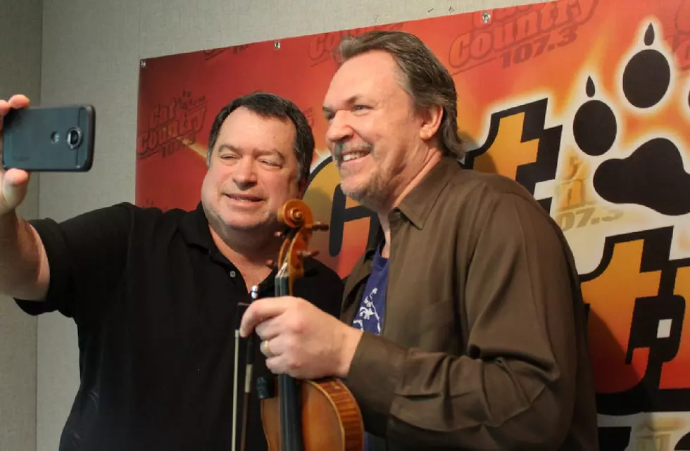 Meet One Of the World&#8217;s Great Fiddle Players [VIDEO]