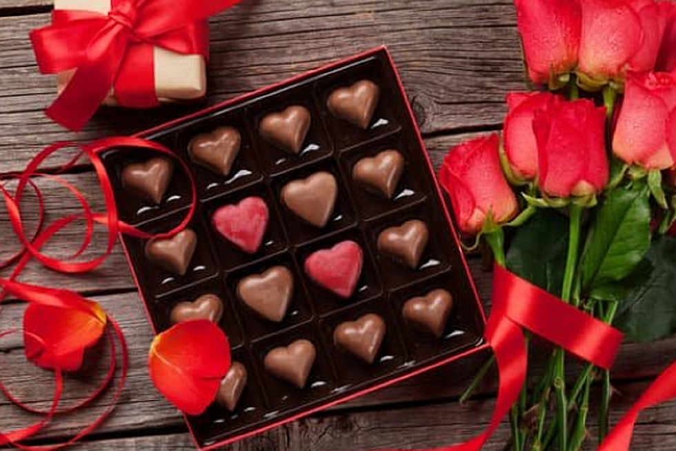 4 Valentine’s Day Gift Ideas For The Dessert Lover in Your Life
