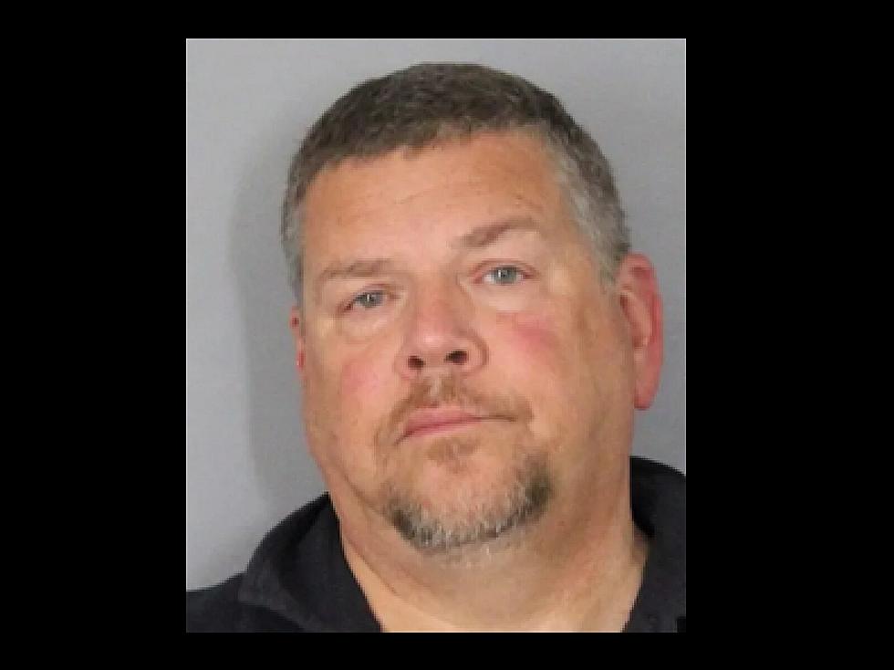Tuckerton Man Arrested for Exposing Himself in Hotel in Delaware Hotel Window