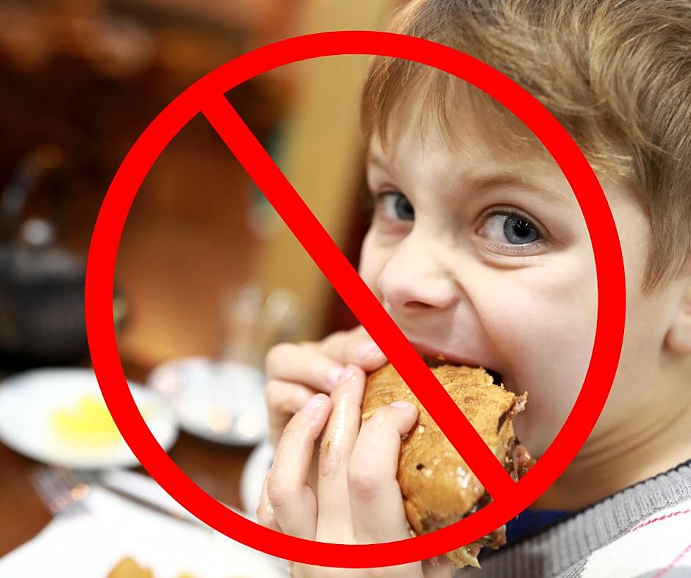 Customers Take Sides as NJ Restaurant Bans Children
