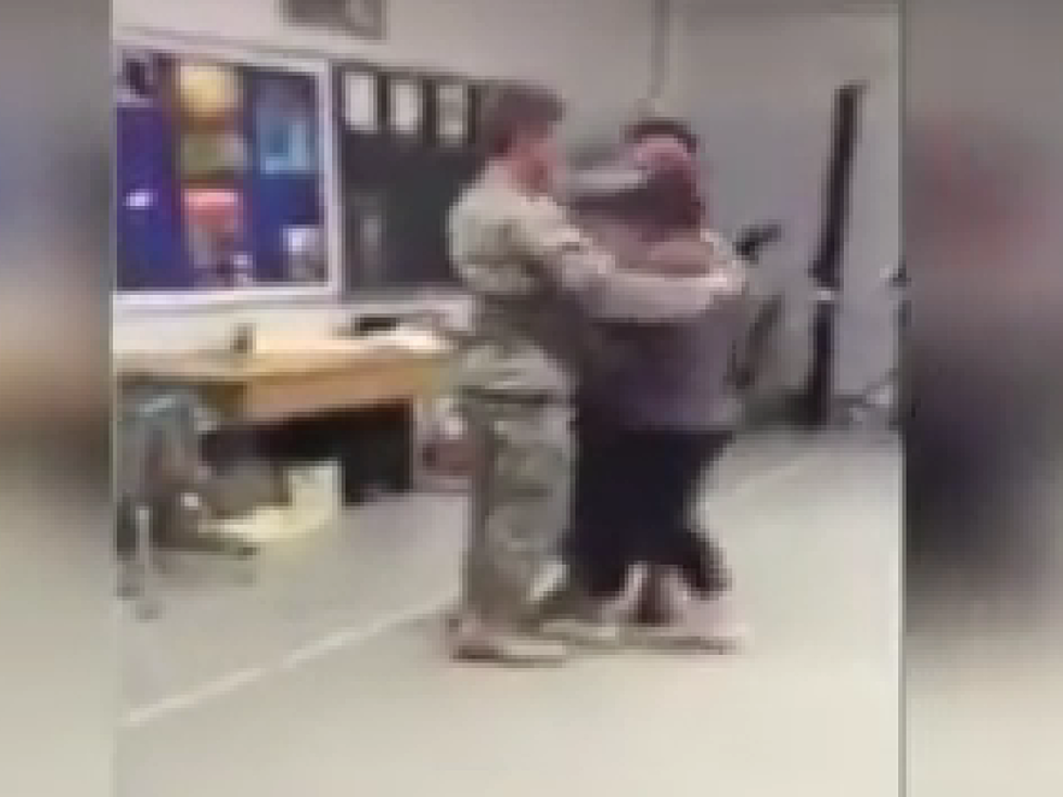 Soldiers Give Oakcrest High School Student a Big Surprise [VIDEO]