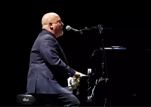 5 Totally Awesome Billy Joel Moments That Were Captured in Philadelphia [WATCH]