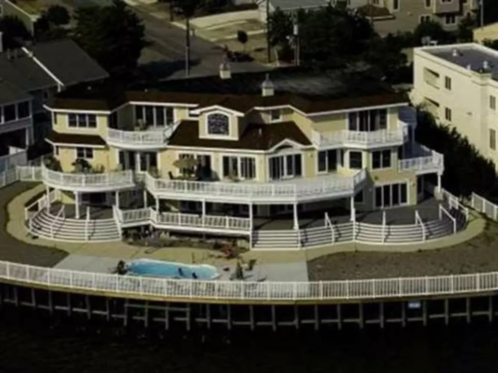 How to Live in Extreme Luxury This Summer in Avalon