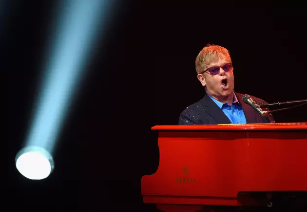 Will Elton John&#8217;s Recent Medical Issues Make Him Retire? &#8211; Gabbing with Guida [WATCH]