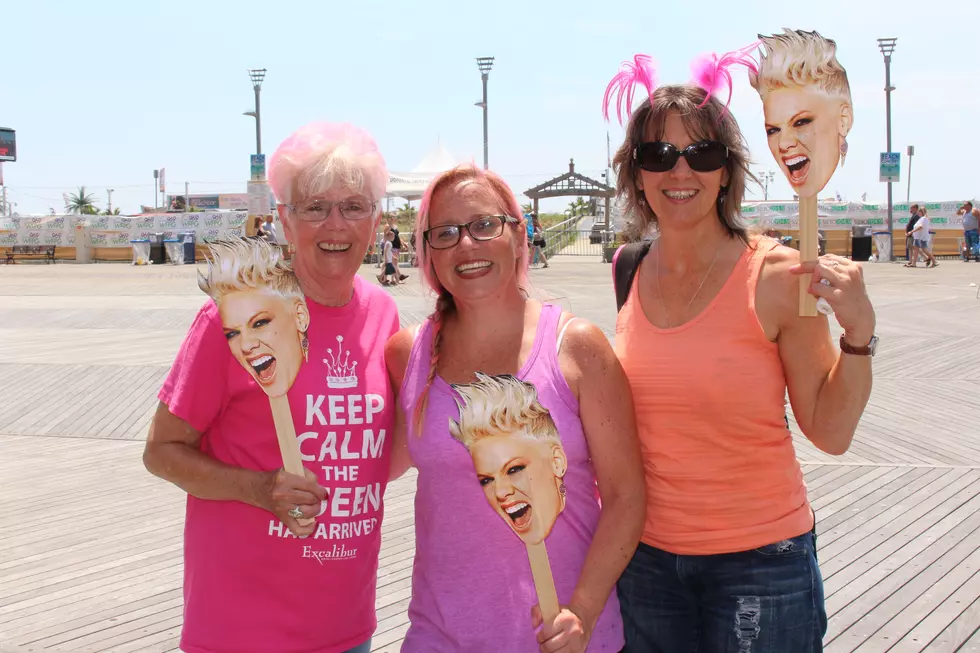 P!nk Got the Party Started on the Atlantic City Beach [PHOTOS]