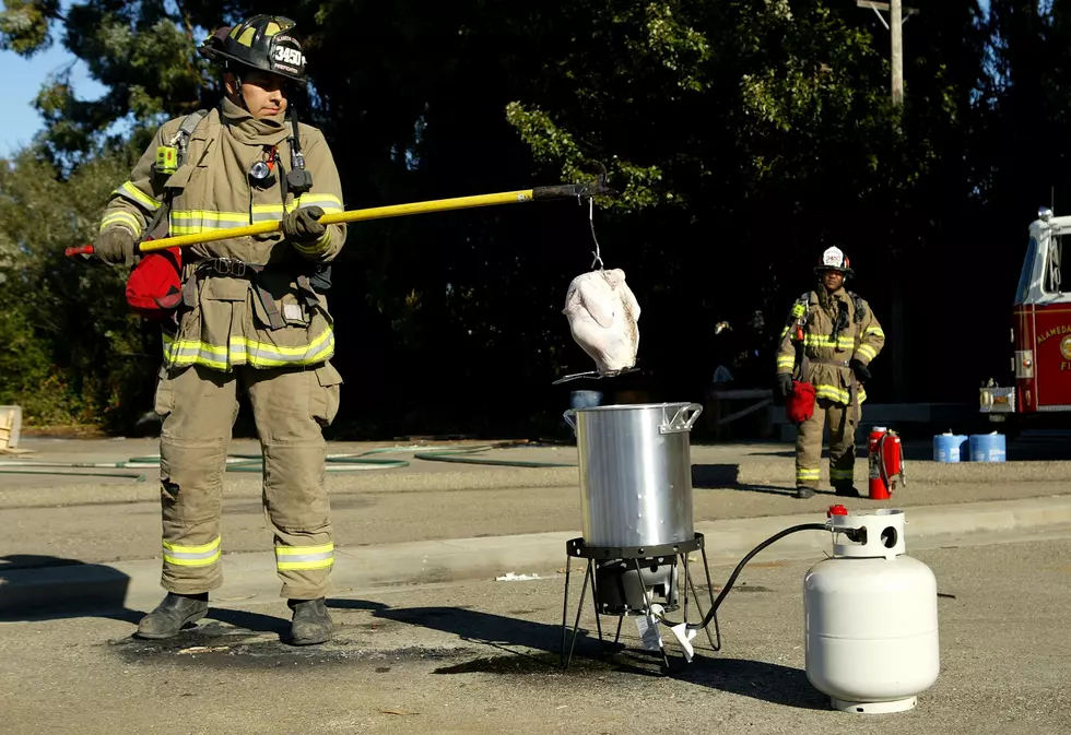 Fire Department’s Do’s & Don’ts of Deep Frying Your Turkey