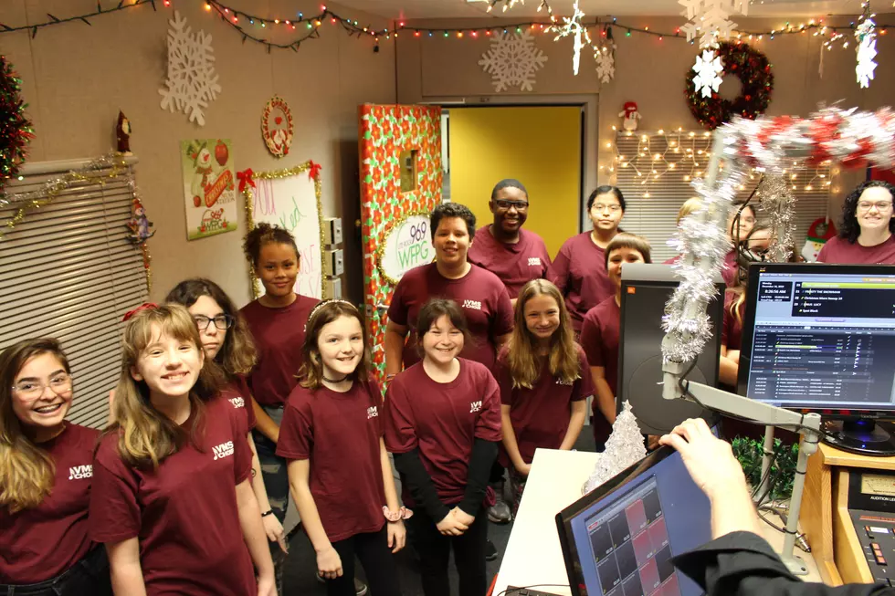 Ventnor Middle School Brought Their Holiday Spirit to Lite Rock