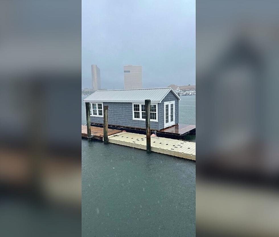 Live on the Water in New Atlantic City Tiny Floating House