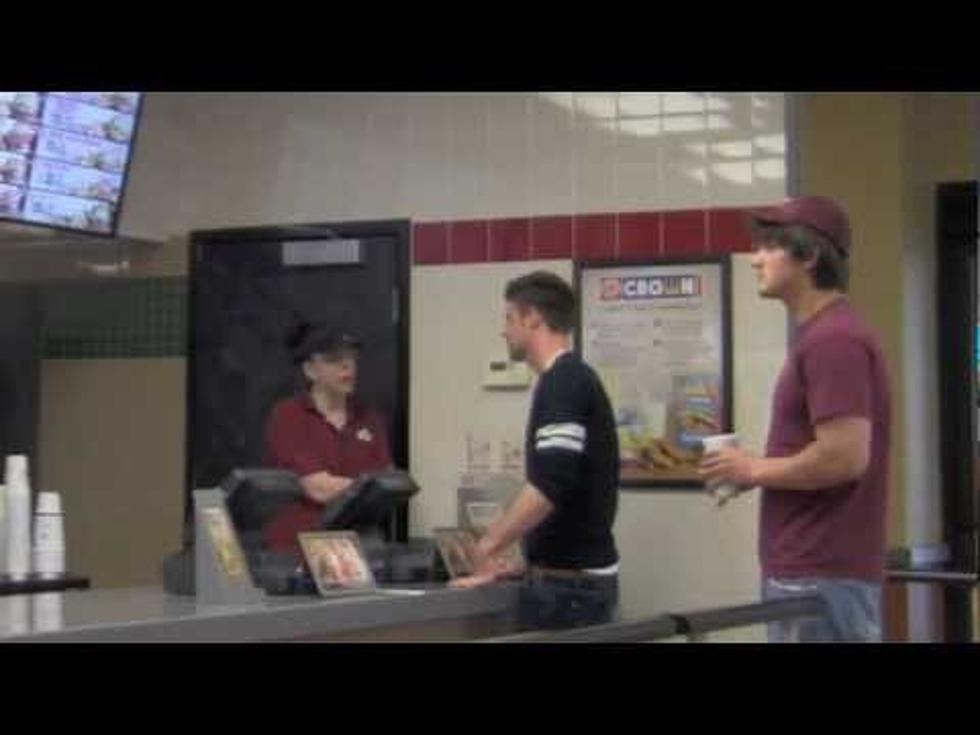 Man Pranks Quitting His Job – Before He’s Hired – [VIDEO]