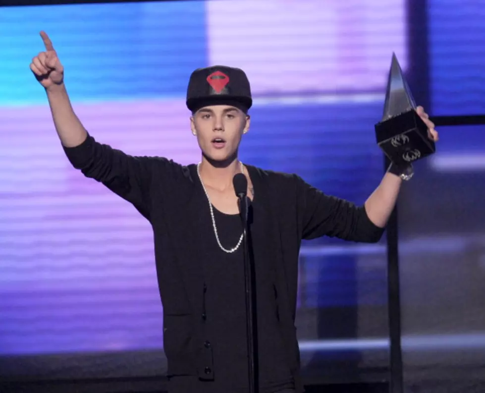 No Fever for Bieber in Canada [VIDEO]