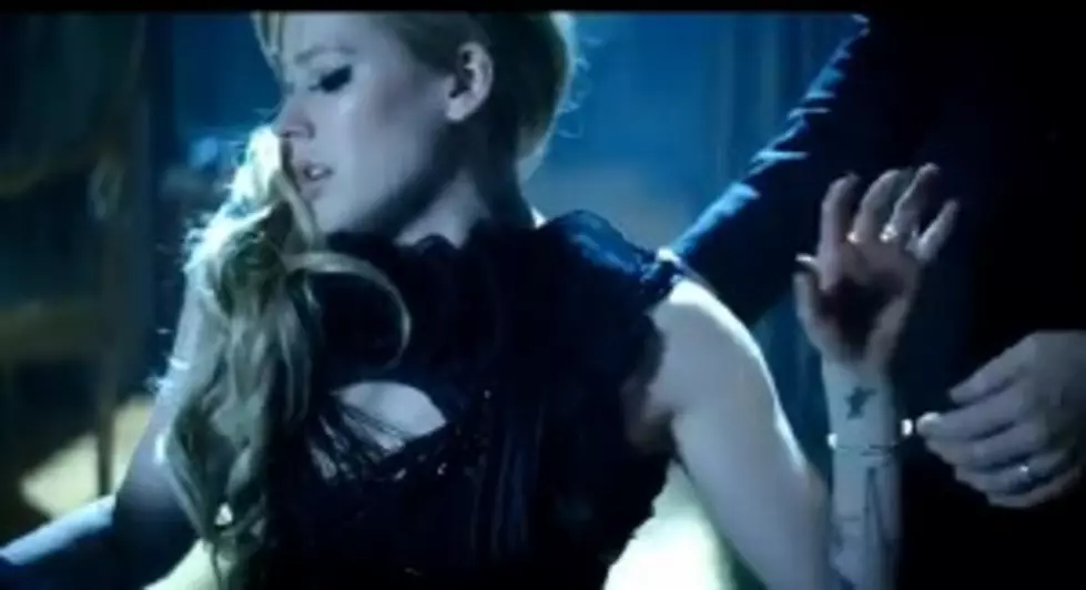 The Dark Side of Avril Lavigne and Chad Kroeger [VIDEO]