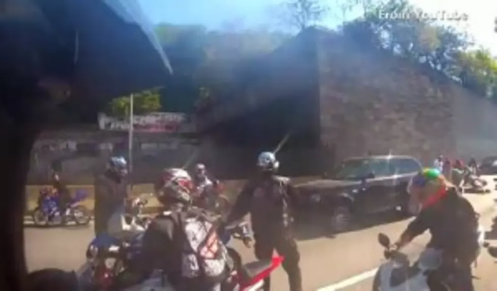 Bikers vs. SUV: watch the dramatic video