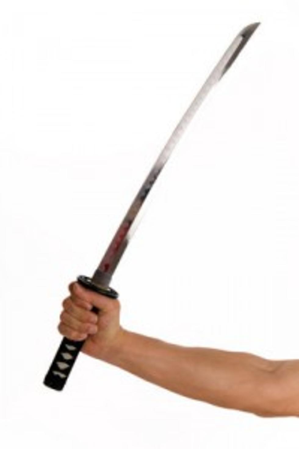 Bizarre Man Threatens a Local Deli With a Samurai Sword [VIDEO]