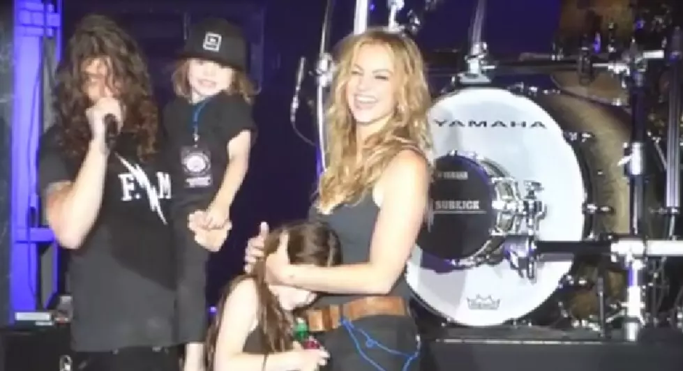 Sopranos Actress Drea de Matteo Gets Engaged On Stage in Atlantic City [VIDEO]