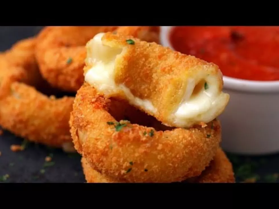 The Most Mouthwatering Onion Rings We’ve Ever Seen