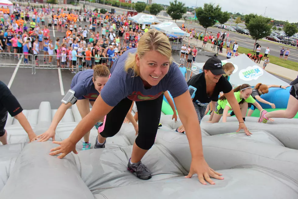 Philly Goes ‘Insane’ at Inflatable Fun Run at Citizens Bank Park