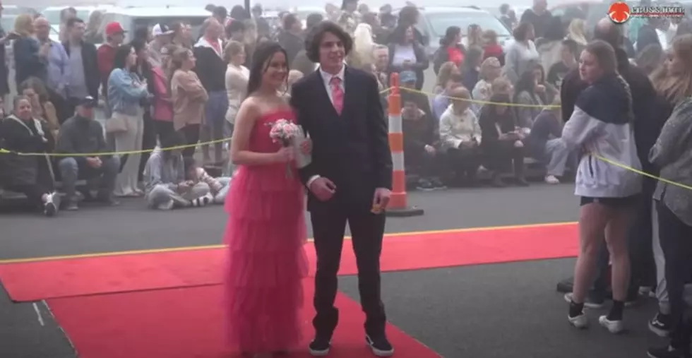 Ocean City NJ High School Goes Hollywood for Prom, Red Carpet and All!