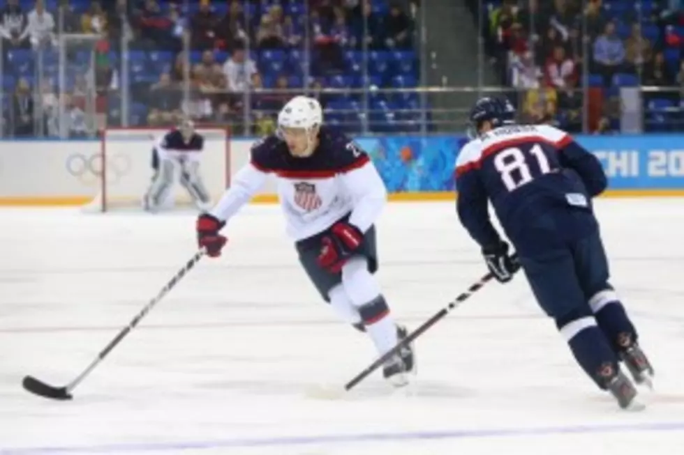 U.S. Hockey Routs Slovakia In Opener
