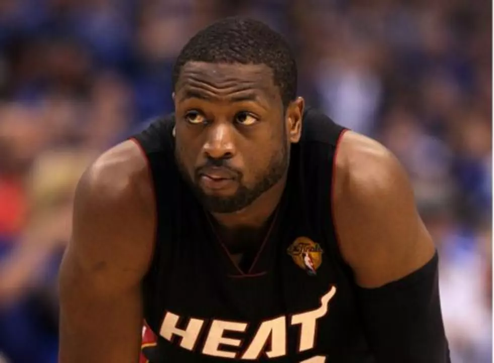 Dwyane Wade Stays With Heat, Signs Two Year Deal