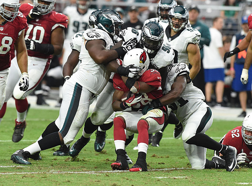 Is the Eagles DL Up for the Challenge to Stop Marshawn Lynch?