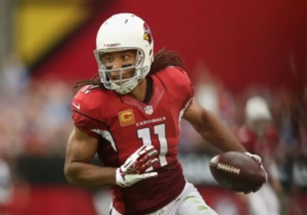 Larry Fitzgerald Stays With Cardinals on Two Year Deal