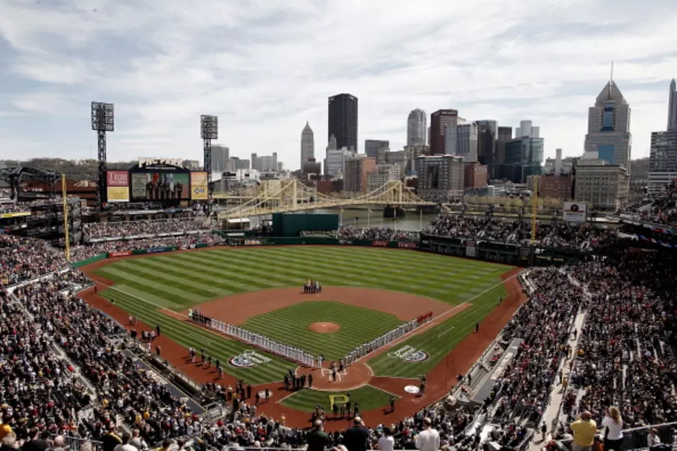 Thinking of a Sports Vacation?  Here are 3 Must See U.S. Stadiums