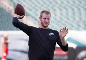 Wentz Diagnosed with Hairline Fracture In His Ribs