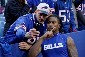 Brooks Emerges as Unlikely Slot Option