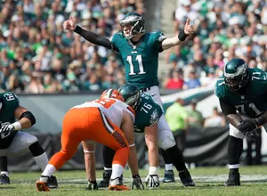 Wentz Gets Two Thumbs in Debut Win Over Browns