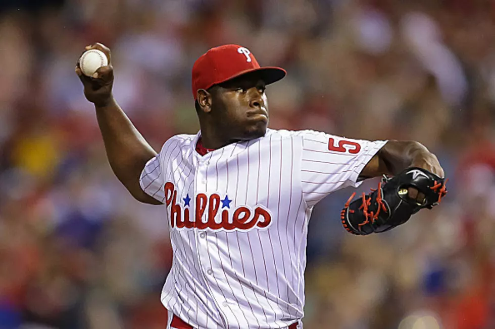 Hector Neris Signs With Houston Astros