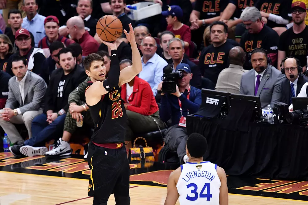 Sixers Interested in Reunion with Kyle Korver?