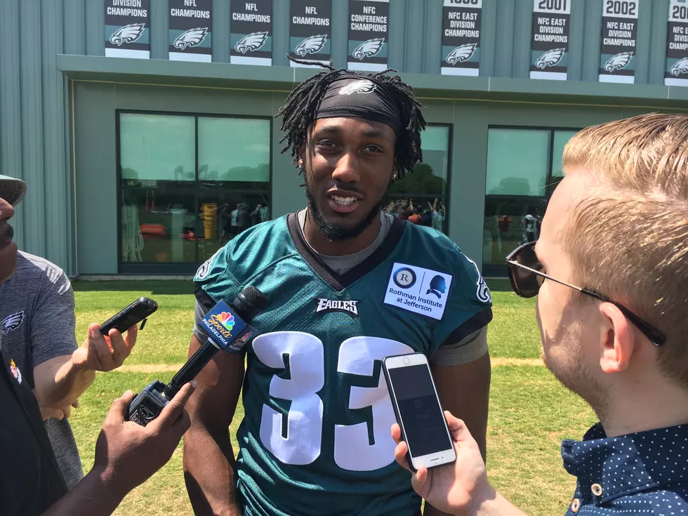 Josh Adams is Starting to Show Up for Eagles
