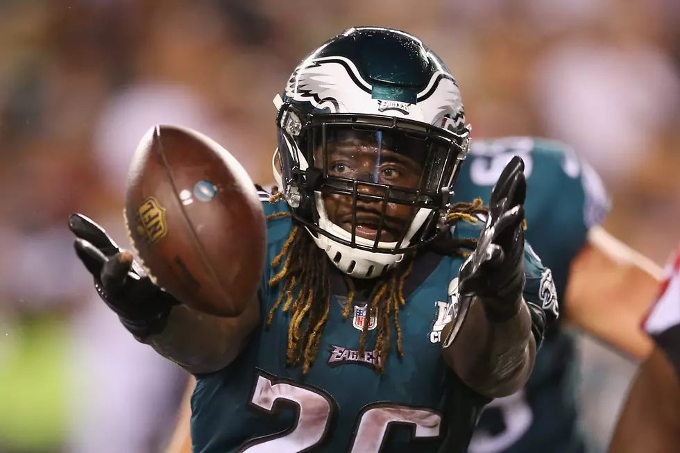 Did Jay Ajayi Tear His ACL When He Fumbled The Ball Sunday?