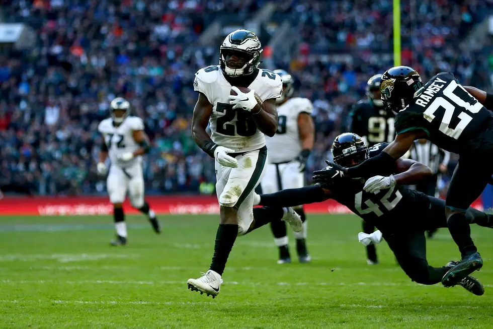 Reports: Former Eagles Running Backs Smallwood, Adams Claimed off Waivers
