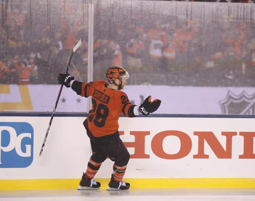 Giroux Nets OT Winner in Flyers Comeback Over Penguins at Stadium Series