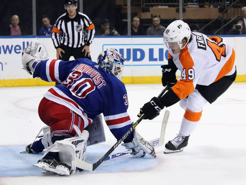 Lundqvist Out-duels Hart as Rangers Defeat Flyers in Shootout