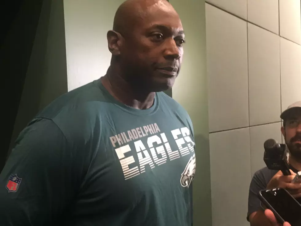 Eagles Move On from DL Coach Phillip Daniels