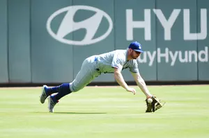 Phillies Add Outfielder Garlick in Trade With Dodgers