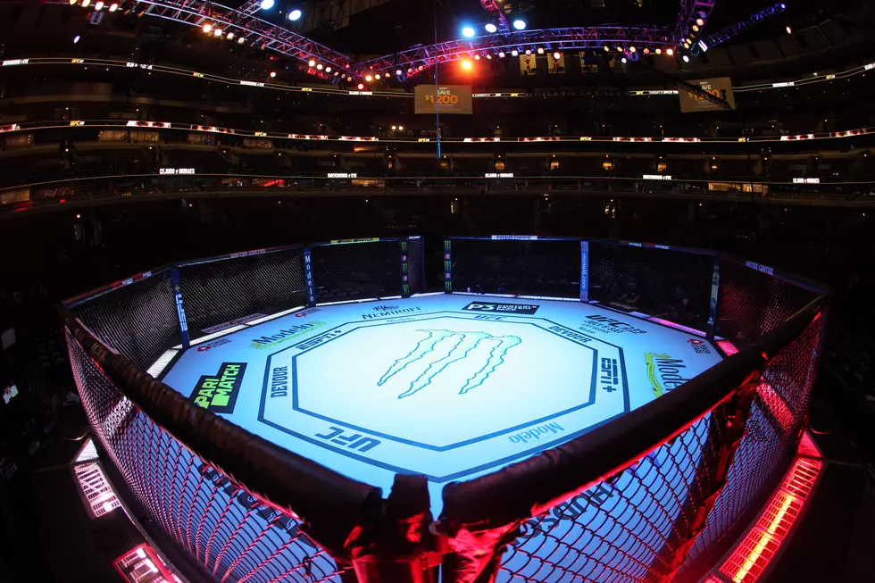 Jon Anik Previews the UFC 249 Card as Live Sports Returns