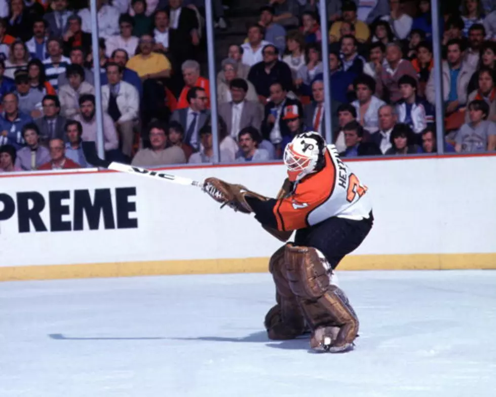 Flyers Greatest Moments: Ron Hextall Scores a Goal