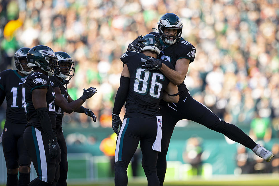 Two Eagles&#8217; Tight Ends Ranked in the Top 10 of ESPN Poll of NFL Personnel