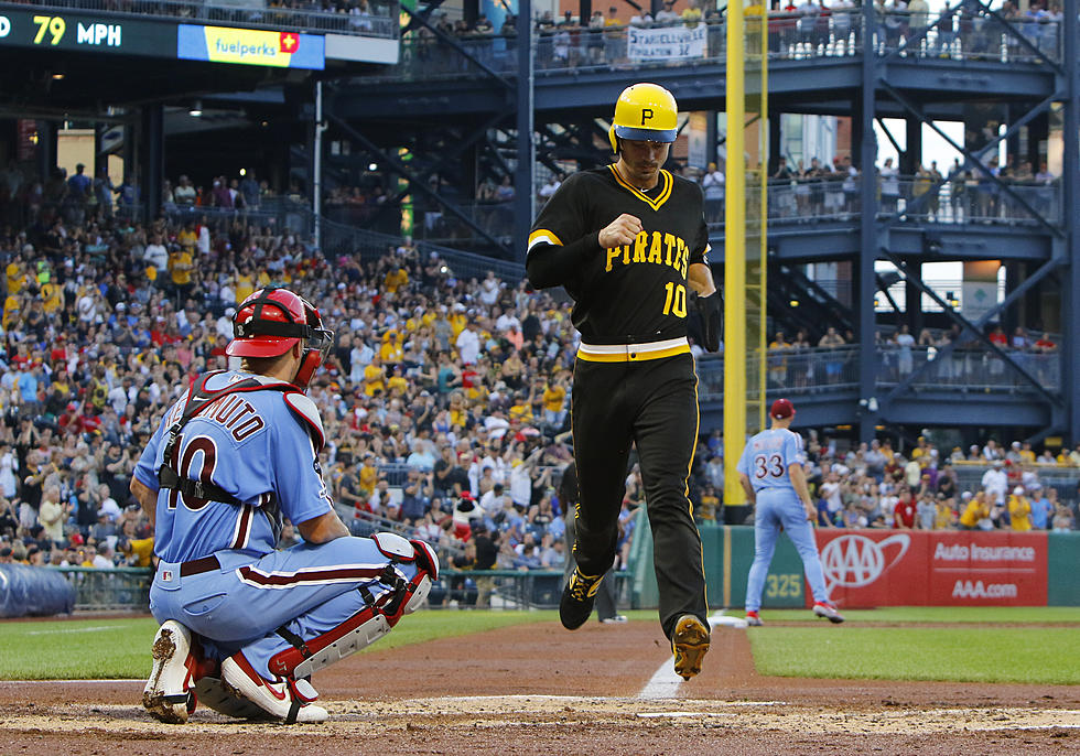Philadelphia Phillies &#8216;Looking&#8217; at Pirates All-Star CF